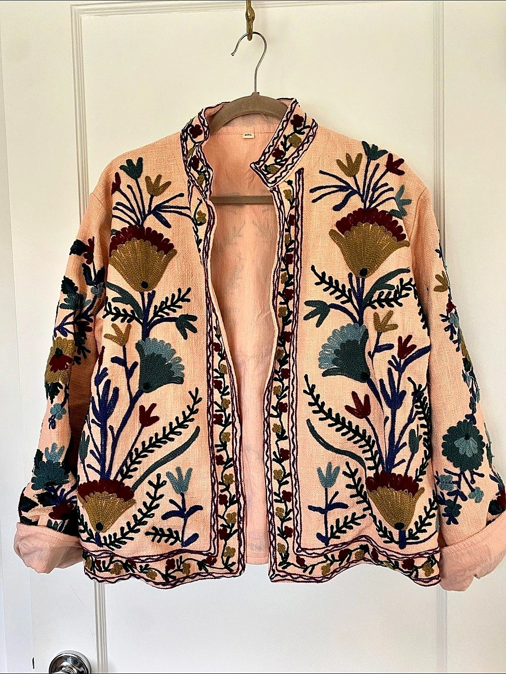 Indian Suzani Embroidered Floral Jacket in Pink XXL Like New